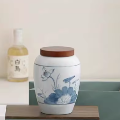 Hũ đựng trà gốm sứ cảnh đức tráng men vẽ tay họa tiết hoa sen TH16